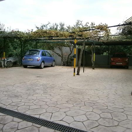 Antonios Rooms Akráta Exterior foto